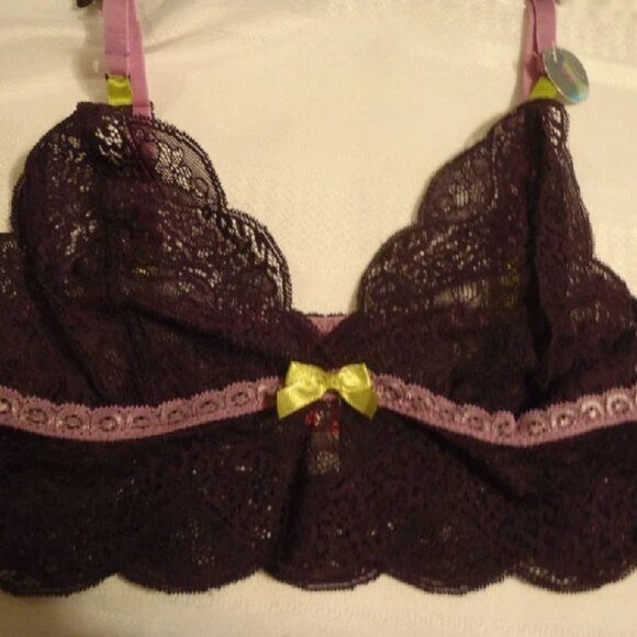 COSMOPOLITAN Medium Pajama Short Small Lace Bra Top NWT Sleepwear - Picture 8 of 11